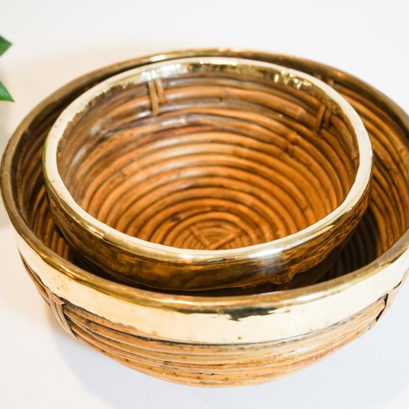 Pair of Rattan and Brass Italian Basket Bowls - in style of Gabriella Crespi - Picture 8 of 13